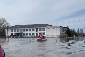 В деревне Усть-Ишимского района затопило временный пункт пребывания, где спасались пострадавшие от паводка жители